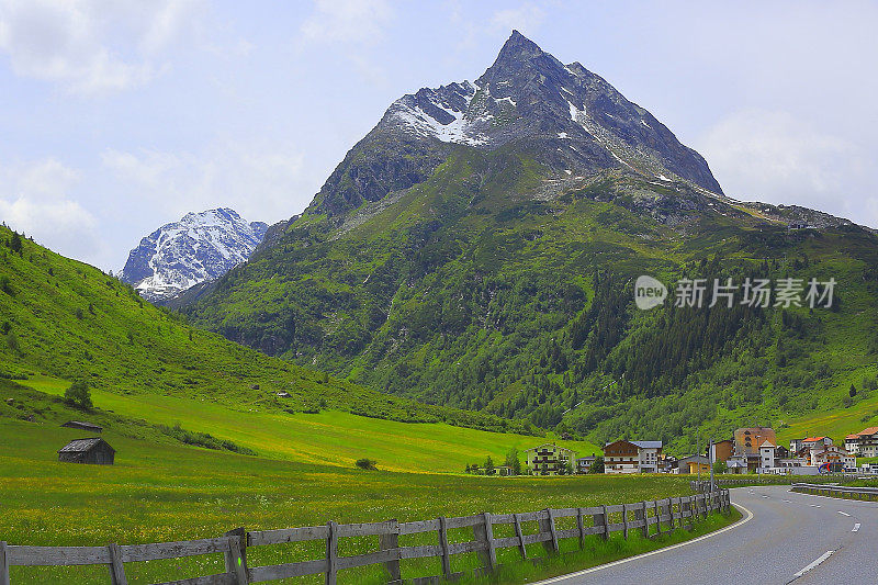 Galtur和Piz Linard -蜿蜒的高山公路和雄伟的Silvretta南蒂罗尔雪峰山脉全景和田园诗Vorarlberg，奥地利